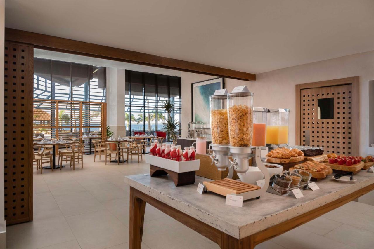 Hilton Garden Inn La Romana Bagian luar foto